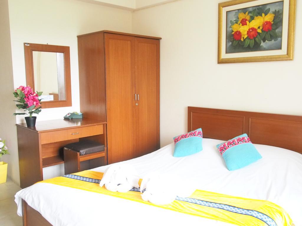 Thanapa Place Bangkok Habitación foto